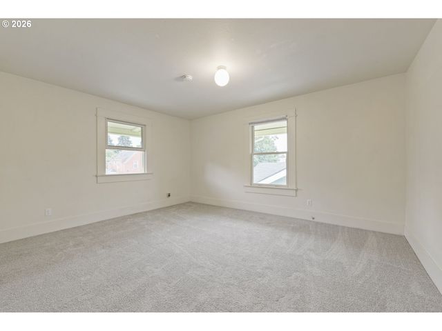 5727 N HAIGHT Ave, Portland, OR 97217