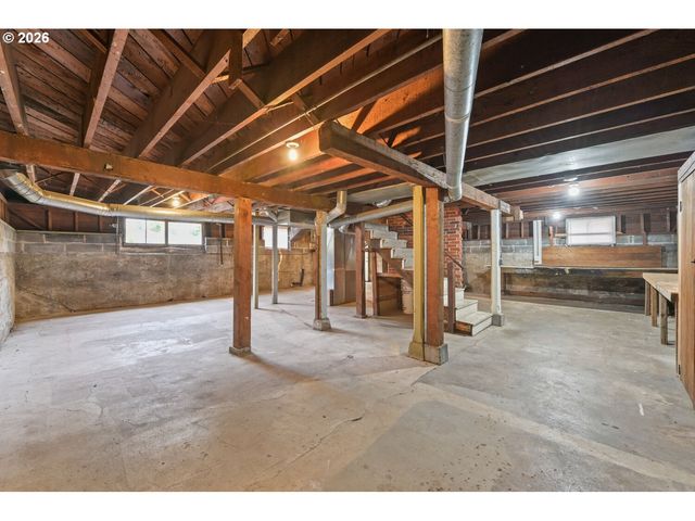 5727 N HAIGHT Ave, Portland, OR 97217