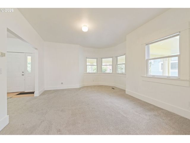 5727 N HAIGHT Ave, Portland, OR 97217