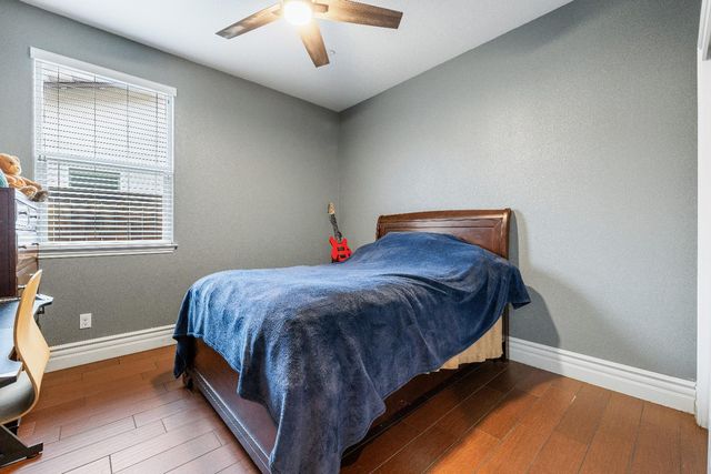 1047 Maine Avenue, Clovis, CA 93619