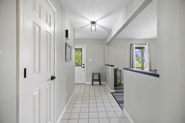 1119 Kendra's Way, Somerset, KY 42503