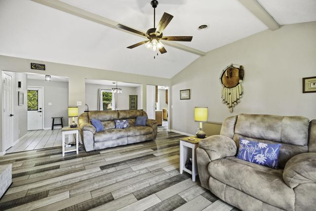 1119 Kendra's Way, Somerset, KY 42503