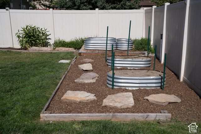 794 W 2000 N, West Bountiful, UT 84087