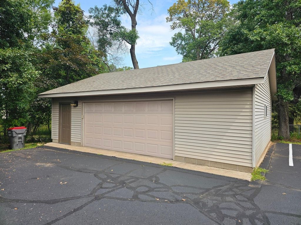 1994 E Rum River Drive S, Cambridge, MN 55008 — photo 2