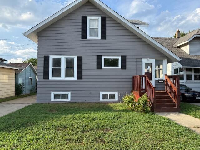 1712 70th STREET, Kenosha, WI 53143