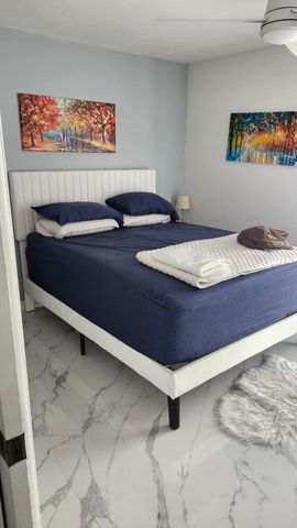 532 Briarwood Circle 2-48, Hollywood, FL 33024