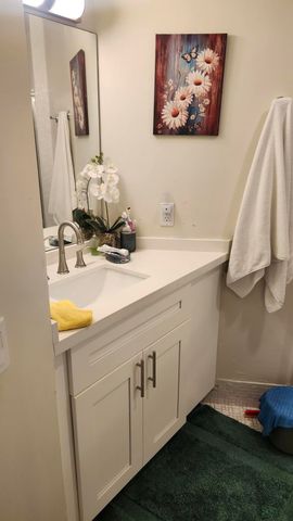 532 Briarwood Circle 2-48, Hollywood, FL 33024