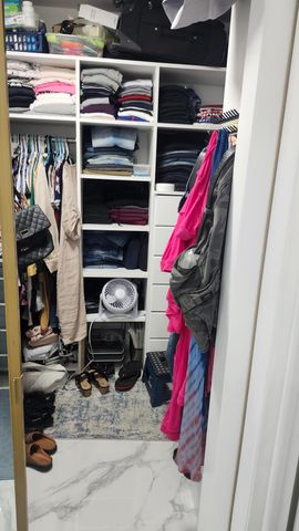 532 Briarwood Circle 2-48, Hollywood, FL 33024