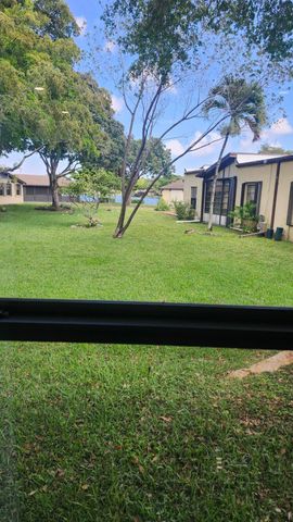 532 Briarwood Circle 2-48, Hollywood, FL 33024