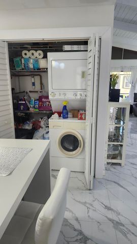 532 Briarwood Circle 2-48, Hollywood, FL 33024