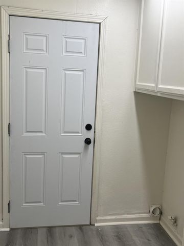 126 Clyde, Bakersfield, CA 93307