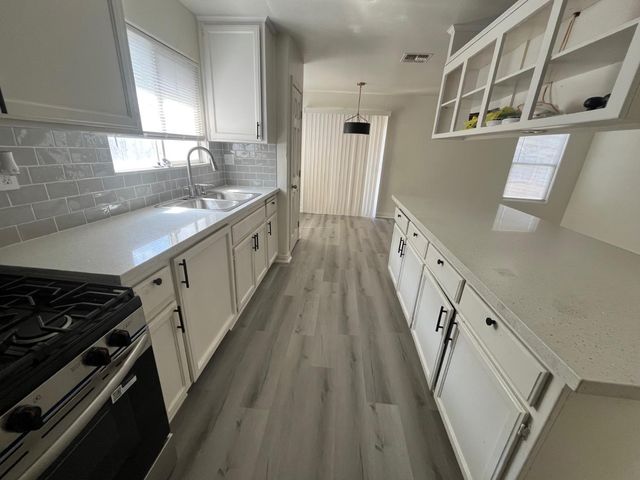 126 Clyde, Bakersfield, CA 93307