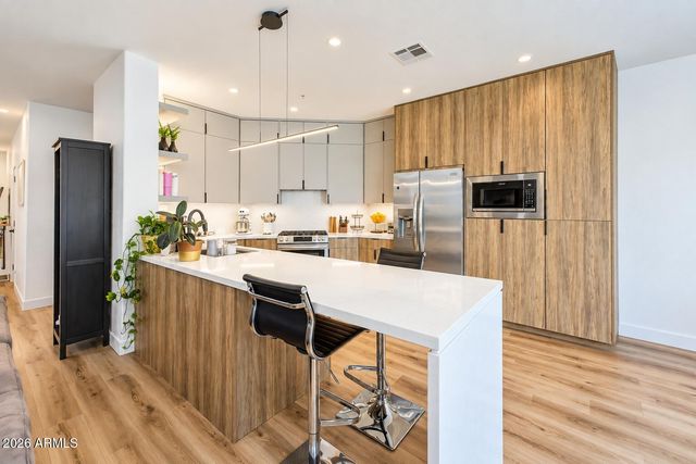 7368 E DESERT VISTA Road, Scottsdale, AZ 85255