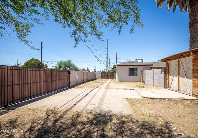 405 N ORANGE Street, Mesa, AZ 85201