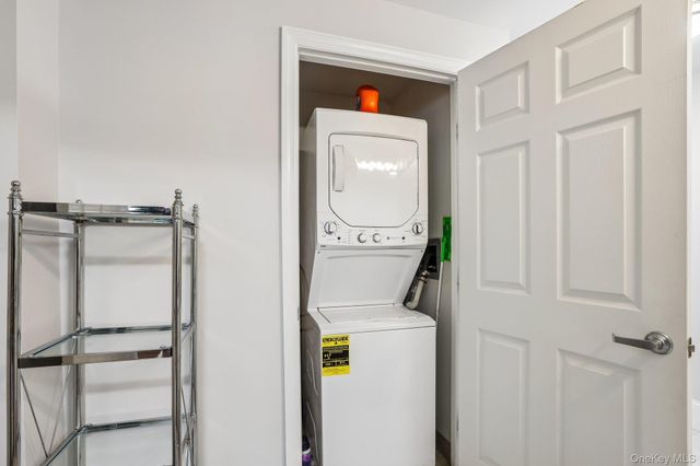 300 Mamaroneck 315, White Plains, NY 10605