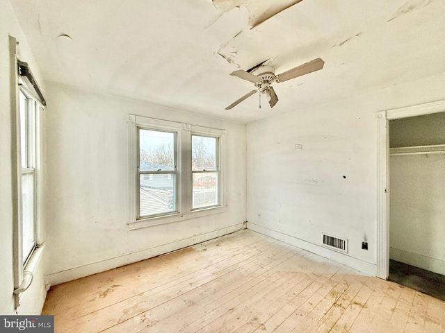 712 3RD ST N, Millville, NJ 08332