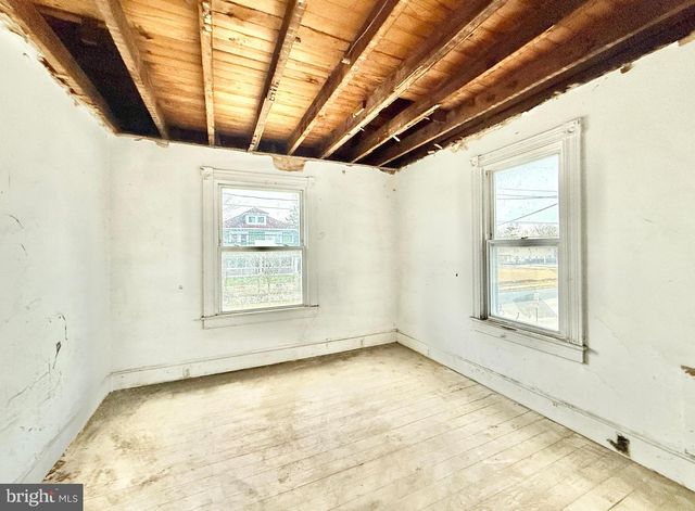 712 3RD ST N, Millville, NJ 08332