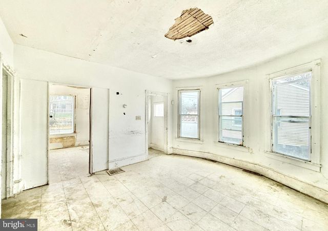 712 3RD ST N, Millville, NJ 08332