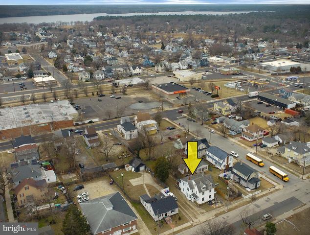 712 3RD ST N, Millville, NJ 08332