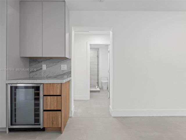 610 NE 164th Ter, North Miami Beach, FL 33162