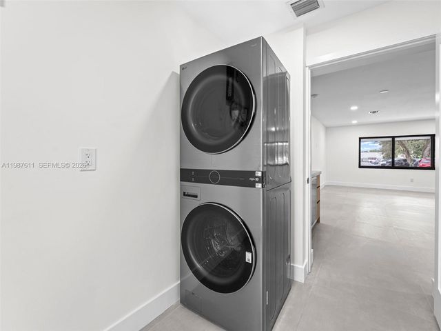 610 NE 164th Ter, North Miami Beach, FL 33162