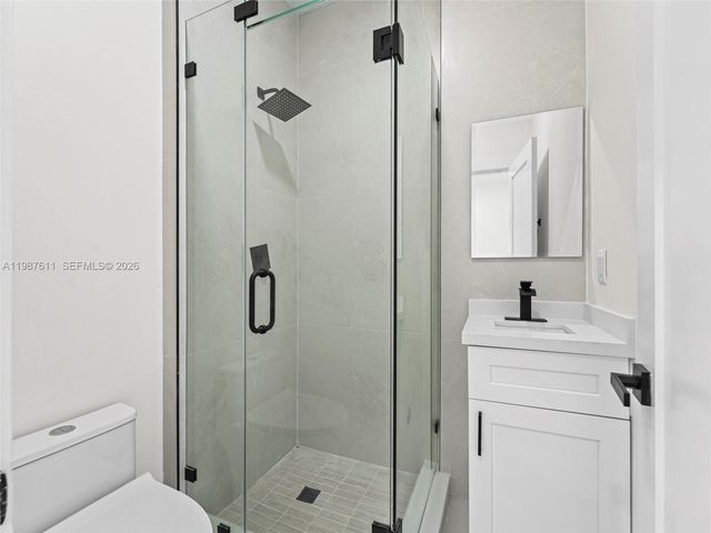 610 NE 164th Ter, North Miami Beach, FL 33162