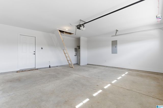 640 JAMESTOWN CIRCLE, Montevallo, AL 35115