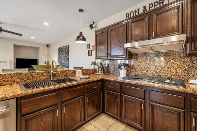 47870 Rosemary Street, La Quinta, CA 92253