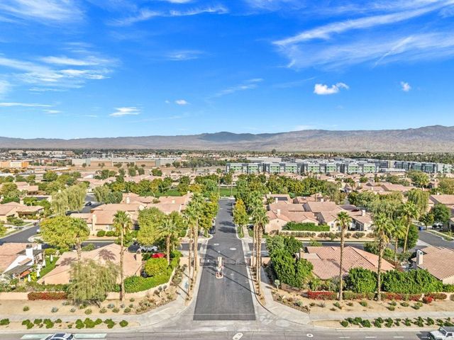 47870 Rosemary Street, La Quinta, CA 92253