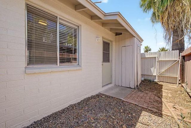 2209 S Granada Drive A, Tempe, AZ 85282