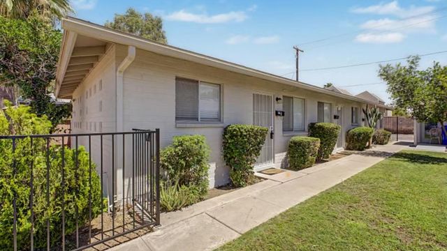 2209 S Granada Drive A, Tempe, AZ 85282