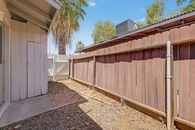 2209 S Granada Drive A, Tempe, AZ 85282