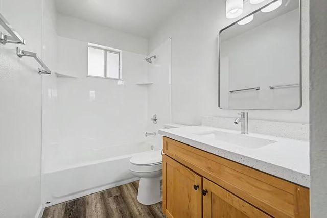 2209 S Granada Drive A, Tempe, AZ 85282