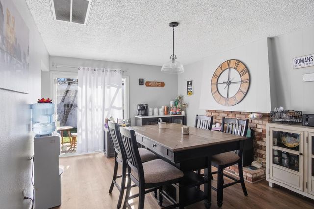 1436 Montclair Dr, Modesto, CA 95350