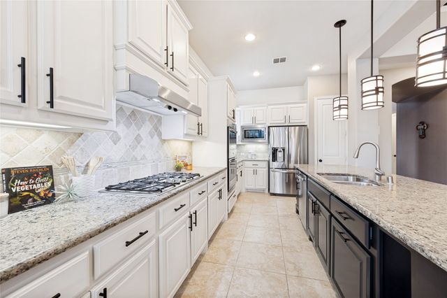 1210 Skyflower Lane, Celina, TX 75009