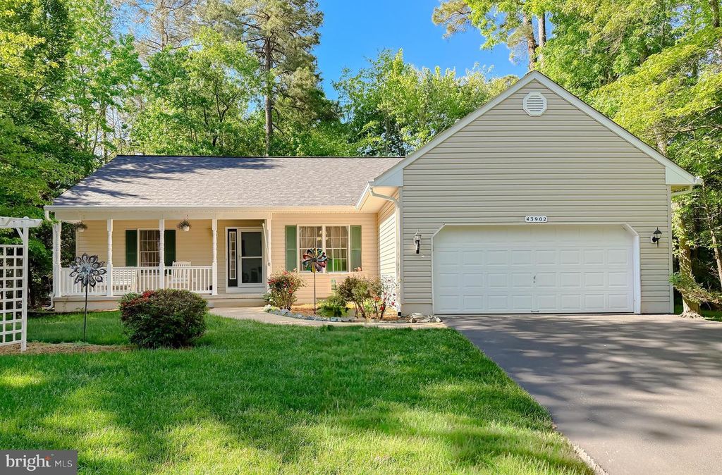 Image 1 of property listing at 43902 YELLOW WOOD WAY, California, MD 20619