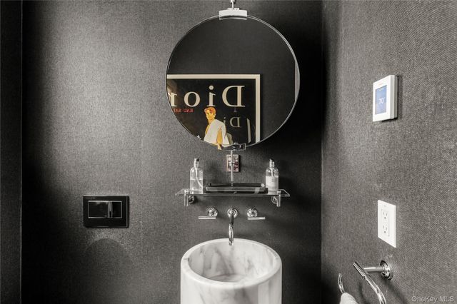 30 Wood Acres Road, Brookville, NY 11545