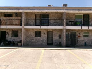 6700 ESCONDIDO Drive, F4, El Paso, TX 79912