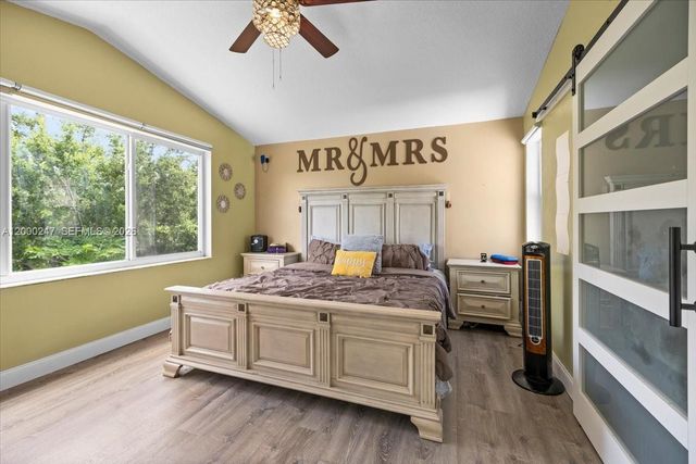 15385 SW 51st St, Davie, FL 33331