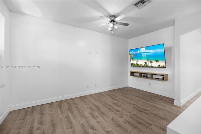 15385 SW 51st St, Davie, FL 33331