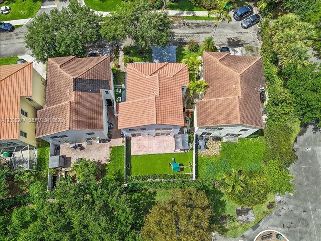 15385 SW 51st St, Davie, FL 33331