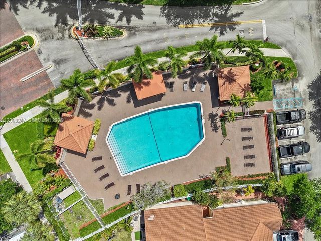 15385 SW 51st St, Davie, FL 33331