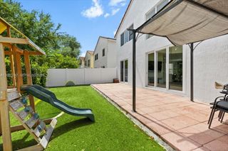 15385 SW 51st St, Davie, FL 33331