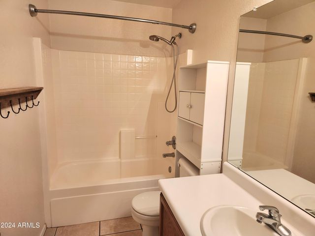 15923 W Post Drive, Surprise, AZ 85374