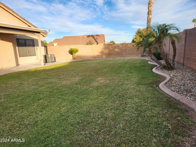 15923 W Post Drive, Surprise, AZ 85374