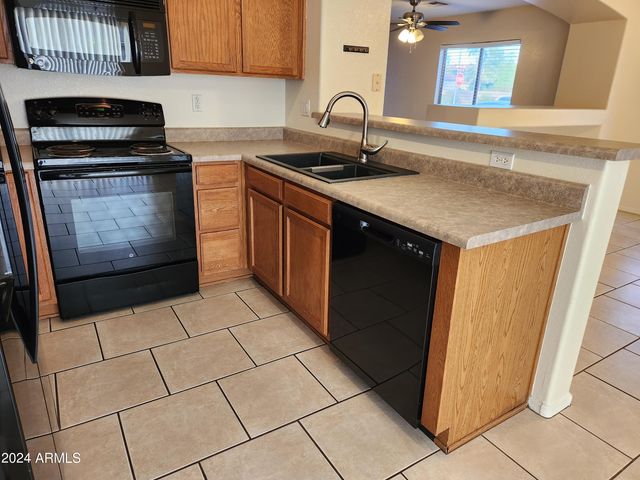 15923 W Post Drive, Surprise, AZ 85374