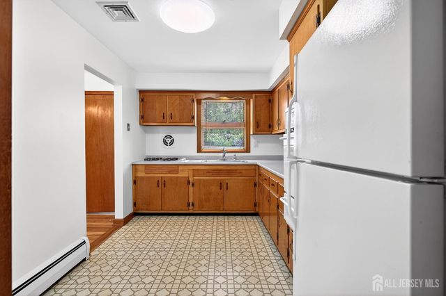 56 Whitman Street, Carteret, NJ 07008