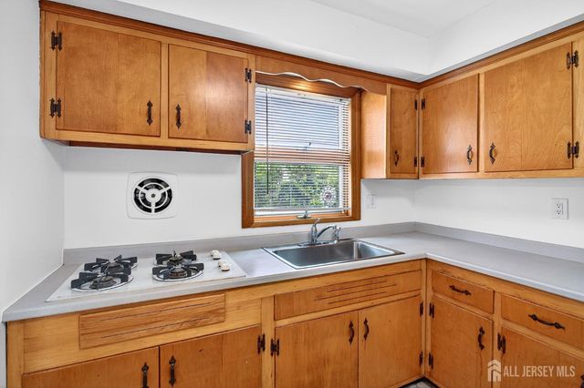 56 Whitman Street, Carteret, NJ 07008