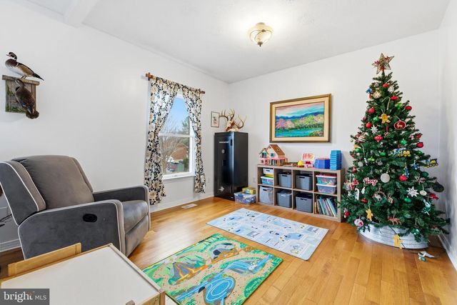 11 INDEPENDENCE DR, Luray, VA 22835