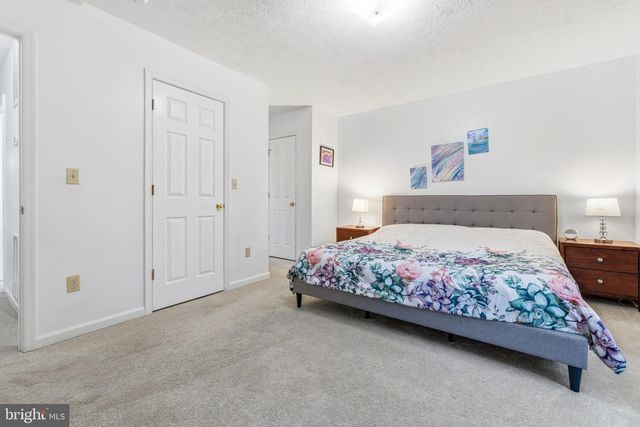 11 INDEPENDENCE DR, Luray, VA 22835